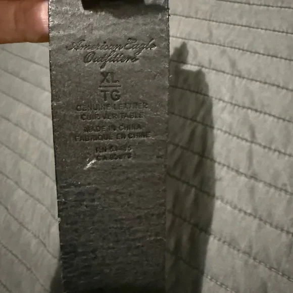 NWT American Eagle Outfitters
Black Leather Belt With Silver Tone Peace Buckle - Picture 4 of 4